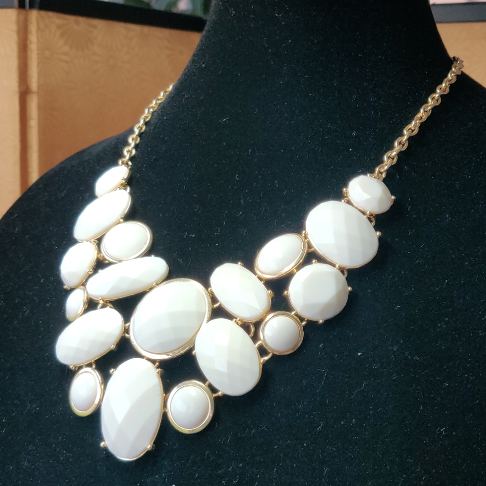 White bib statement necklace, cabochans  (#81)